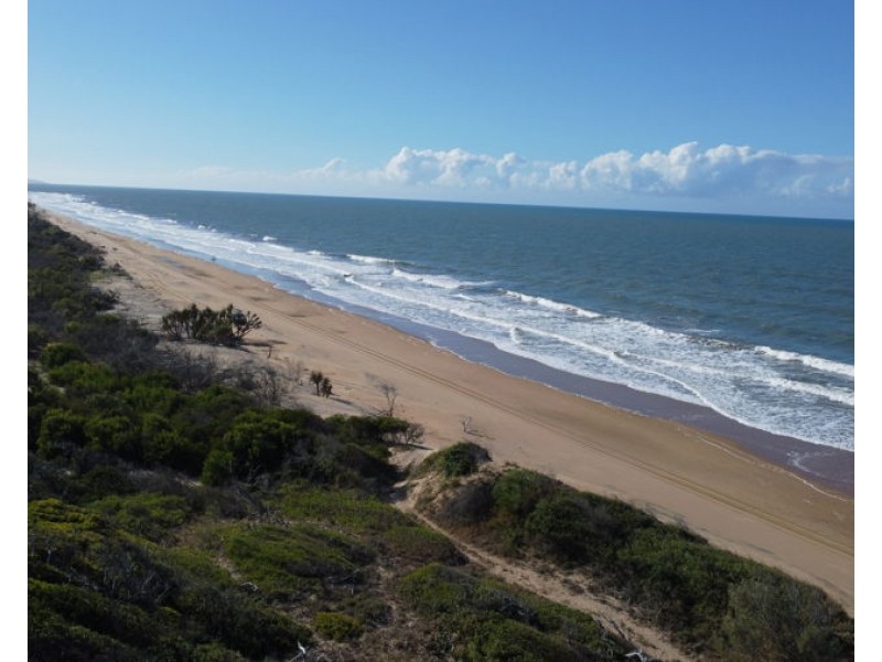 380 Fingerfield Road, Rules Beach QLD 4674