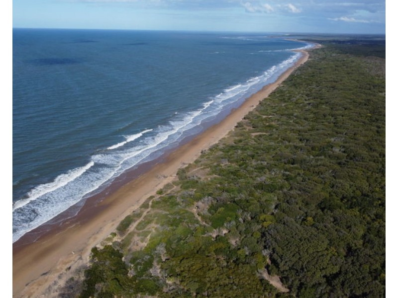 380 Fingerfield Road, Rules Beach QLD 4674