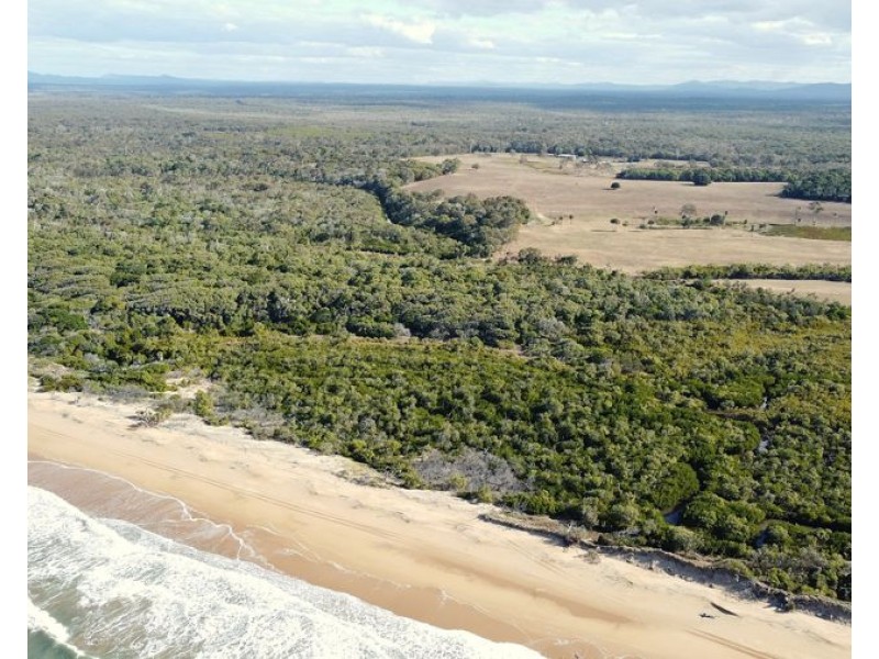 380 Fingerfield Road, Rules Beach QLD 4674