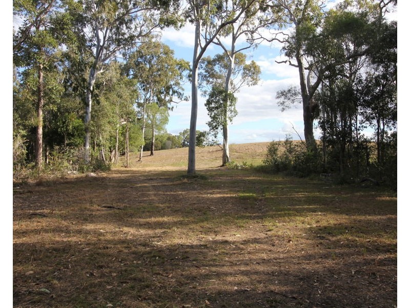 380 Fingerfield Road, Rules Beach QLD 4674