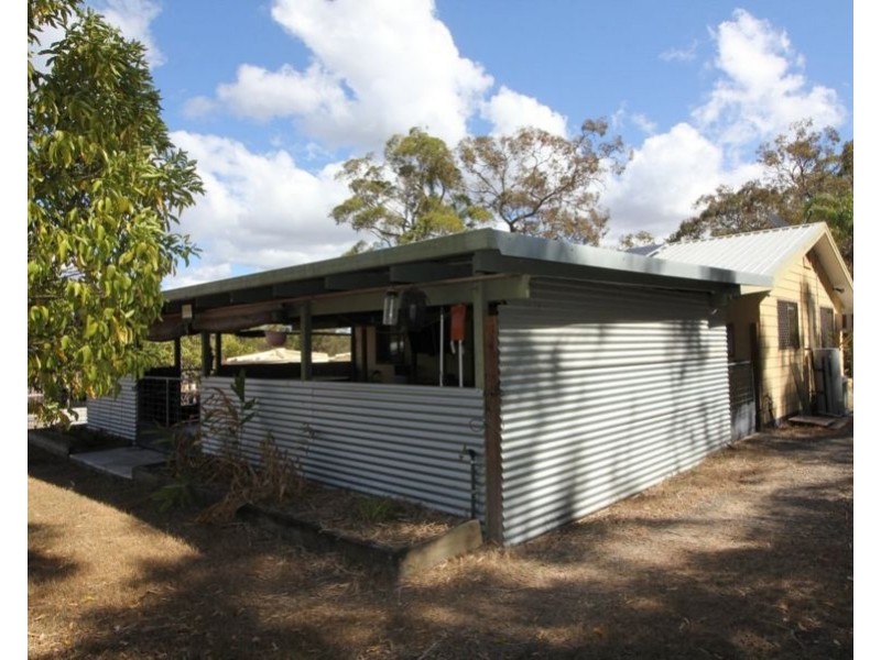 75 Oceania Court, Deepwater QLD 4674