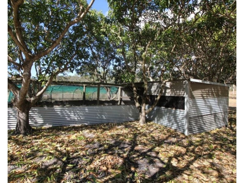 75 Oceania Court, Deepwater QLD 4674
