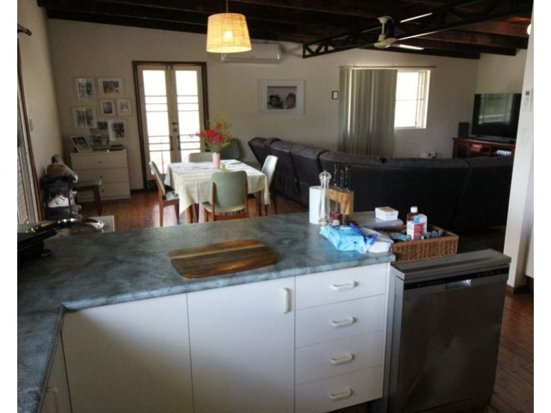 923 Winfield Road, Winfield QLD 4670