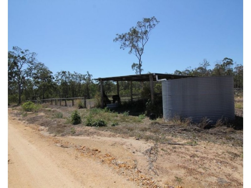 255 Mollenhagens Road, Winfield QLD 4670