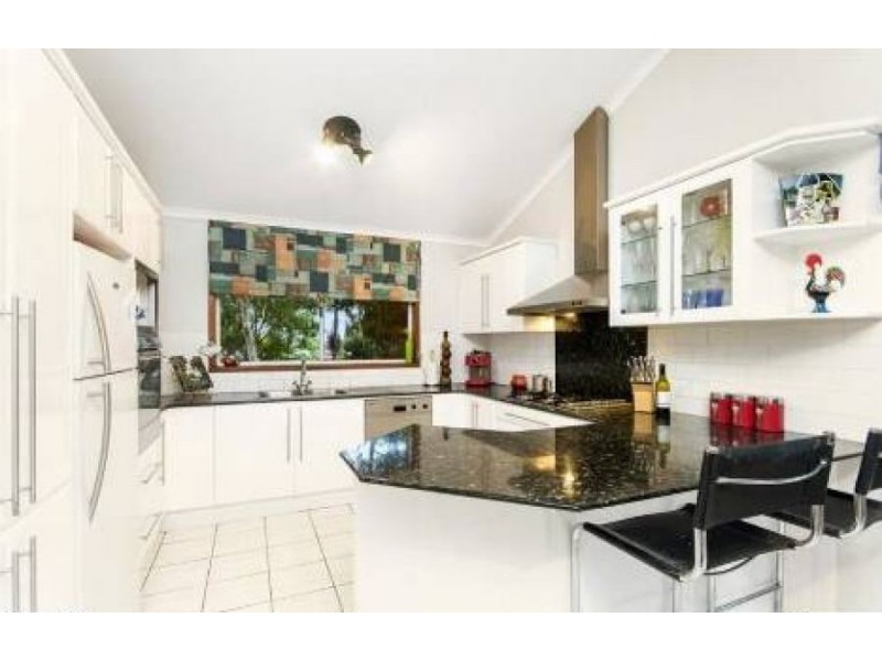 24 Grevillea Grove, Baulkham Hills NSW 2153