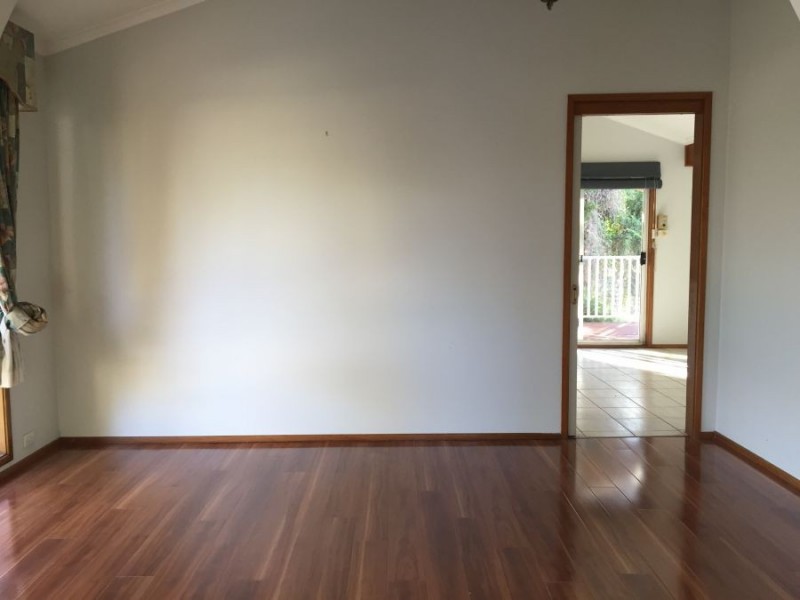 24 Grevillea Grove, Baulkham Hills NSW 2153