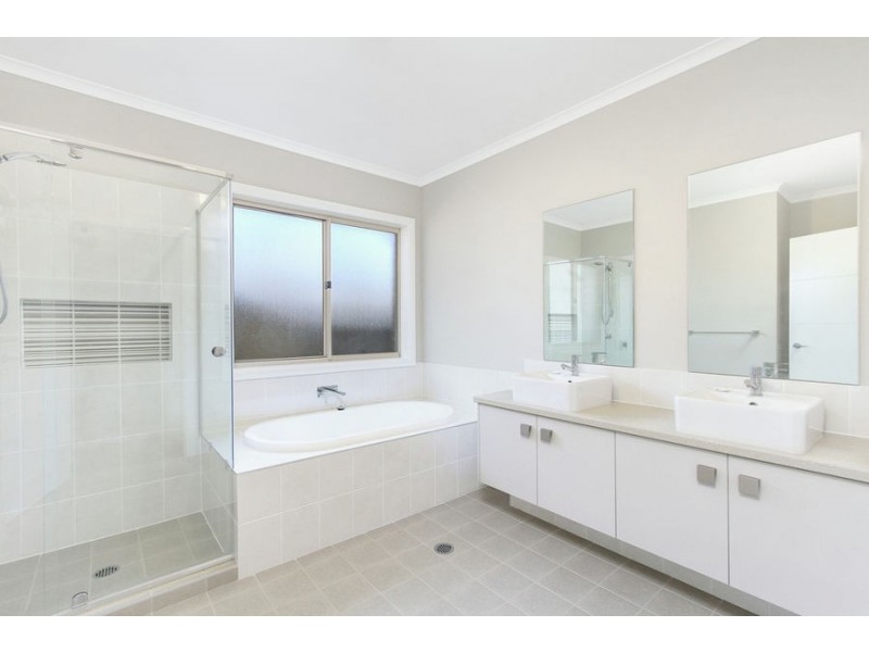 15 Piora Street, Colebee NSW 2761