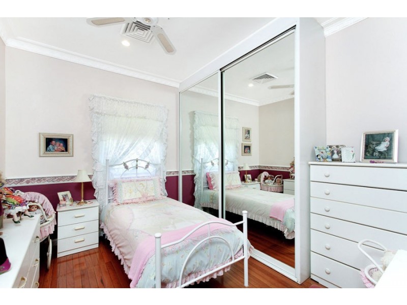 24 West Parade, Riverstone NSW 2765