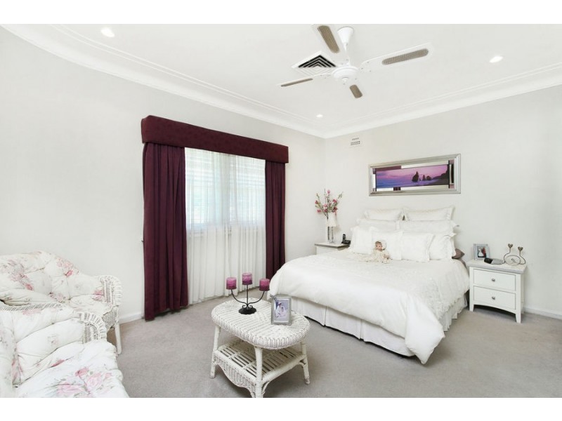 24 West Parade, Riverstone NSW 2765