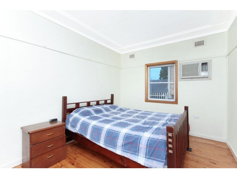 11 Dingle Street, Riverstone NSW 2765