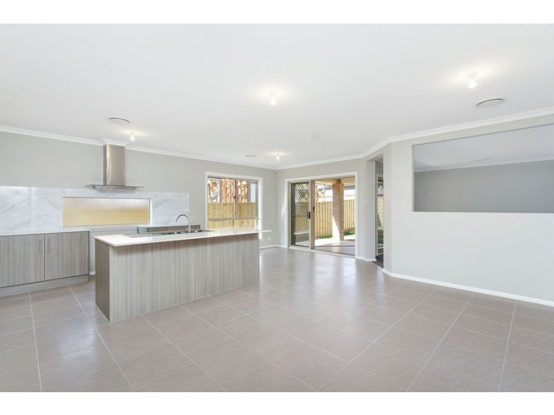 15 Piora Street, Colebee NSW 2761