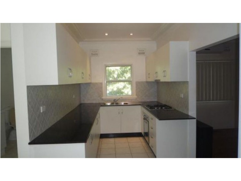 11 Arthur Street, Baulkham Hills NSW 2153