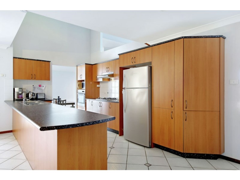 25 Buller Circuit, Beaumont Hills NSW 2155