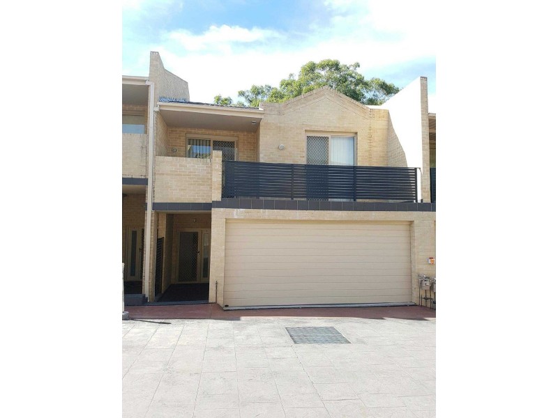 5/12 Graham Crescent, Baulkham Hills NSW 2153