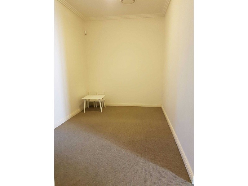 5/12 Graham Crescent, Baulkham Hills NSW 2153