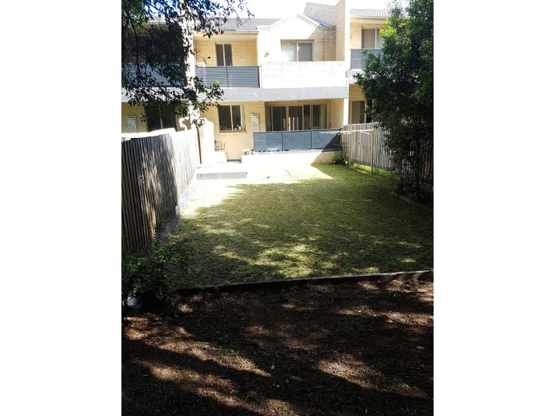 5/12 Graham Crescent, Baulkham Hills NSW 2153