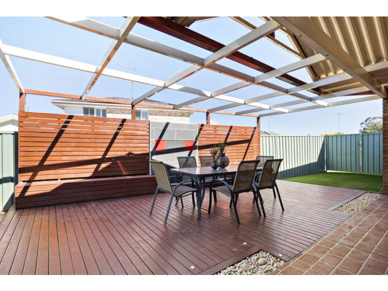 62 Aylward Avenue, Quakers Hill NSW 2763