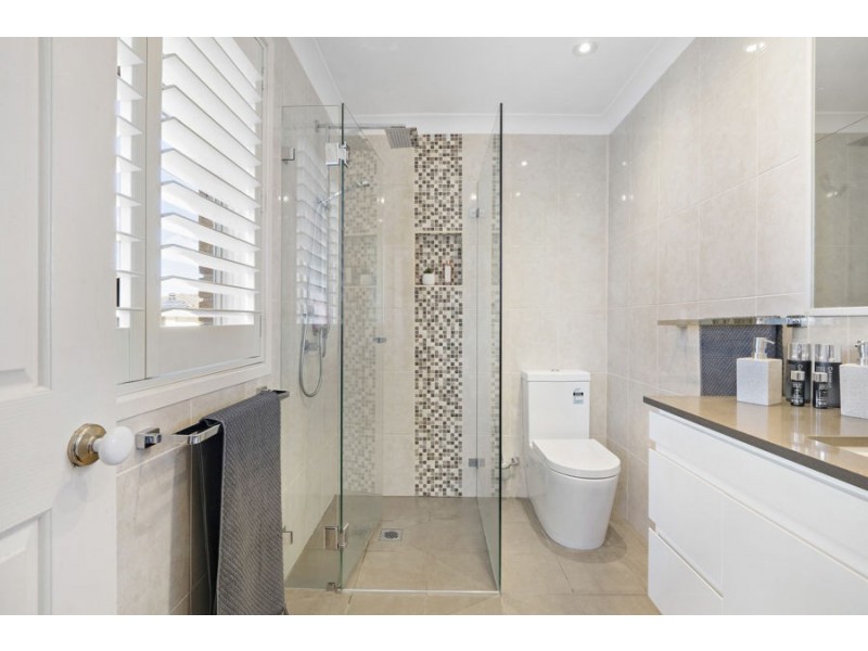 62 Aylward Avenue, Quakers Hill NSW 2763