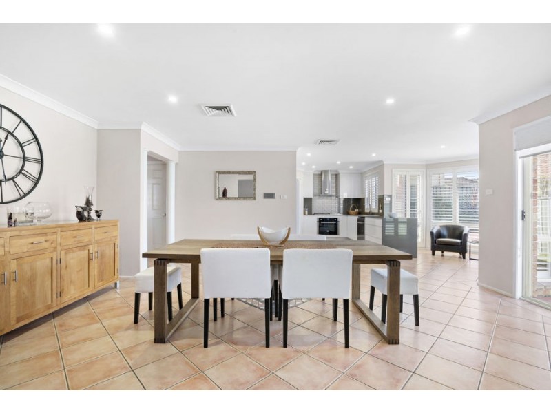 62 Aylward Avenue, Quakers Hill NSW 2763