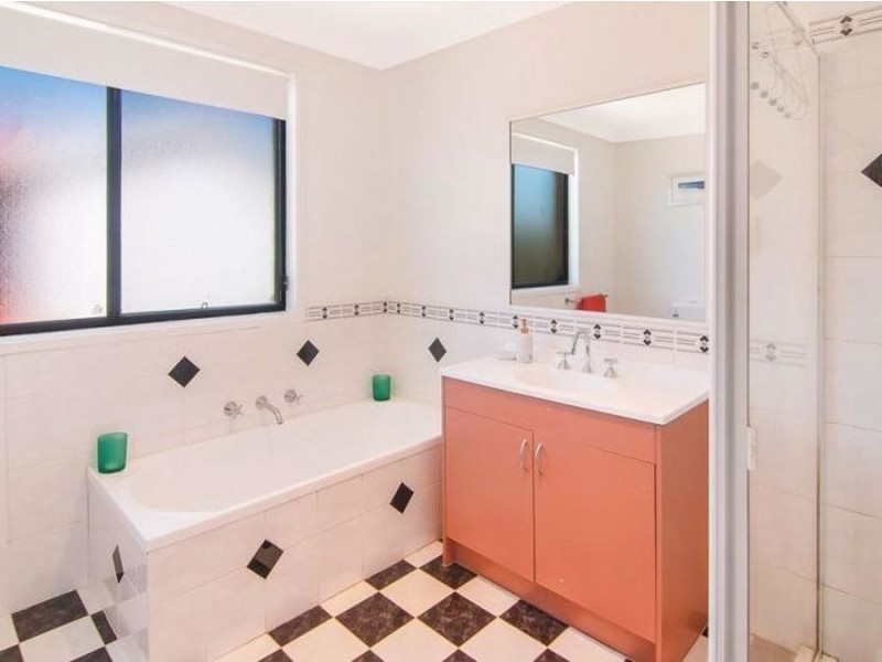 32 Greygum Avenue, Rouse Hill NSW 2155