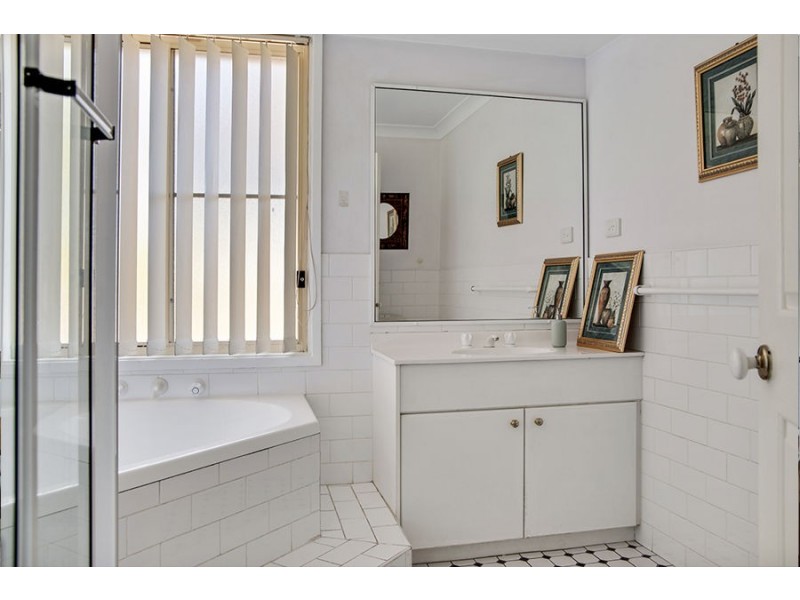 232 Piccadilly Street, Riverstone NSW 2765