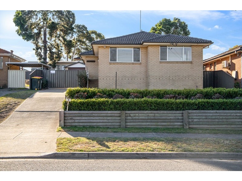 8 Ryan Crescent, Riverstone NSW 2765