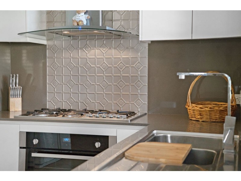 62 Aylward Avenue, Quakers Hill NSW 2763