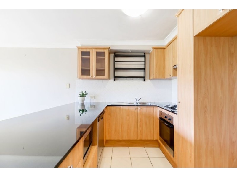 4 / 7 Highfield Road, Quakers Hill NSW 2763