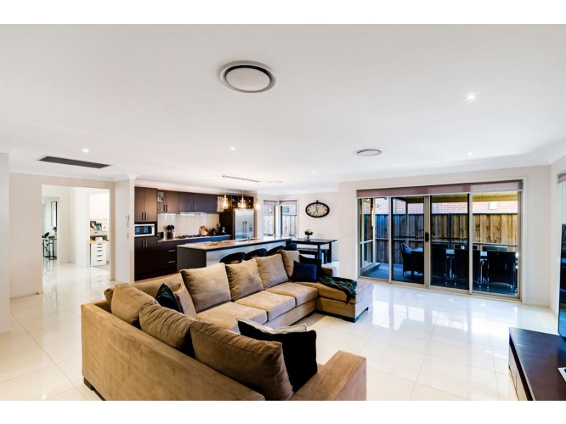 35 Fisherman Street, The Ponds NSW 2769