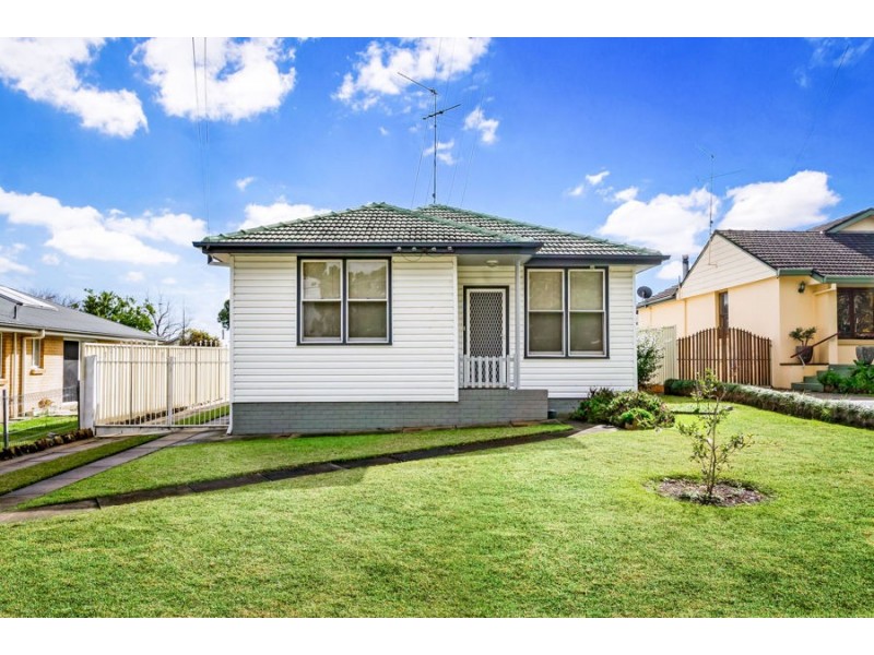 14 Robinson Street, Riverstone NSW 2765