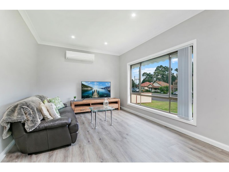 8 Station Street, Schofields NSW 2762