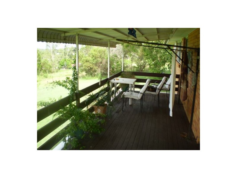 8 Forsyth Street, Gin Gin QLD 4671