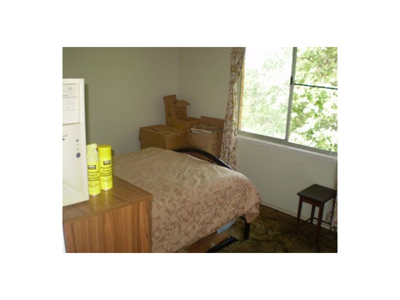 8 Forsyth Street, Gin Gin QLD 4671