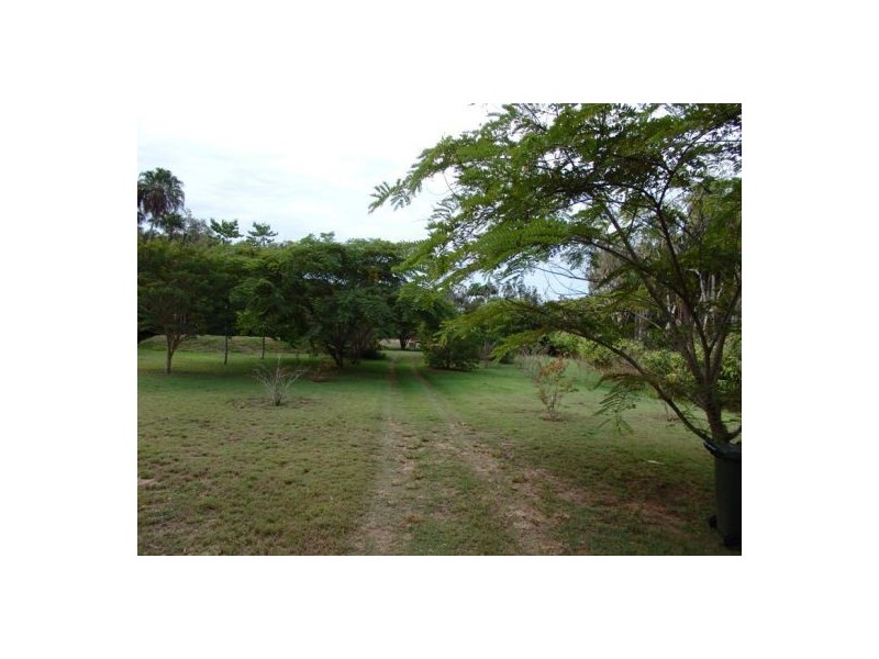 29 Woodlands Lane, Moore Park Beach QLD 4670