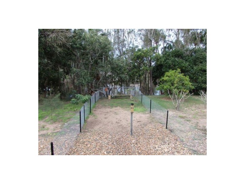 29 Woodlands Lane, Moore Park Beach QLD 4670