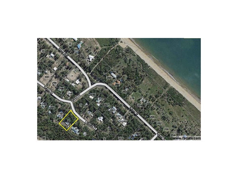 9 Lillypilly Place, Moore Park Beach QLD 4670