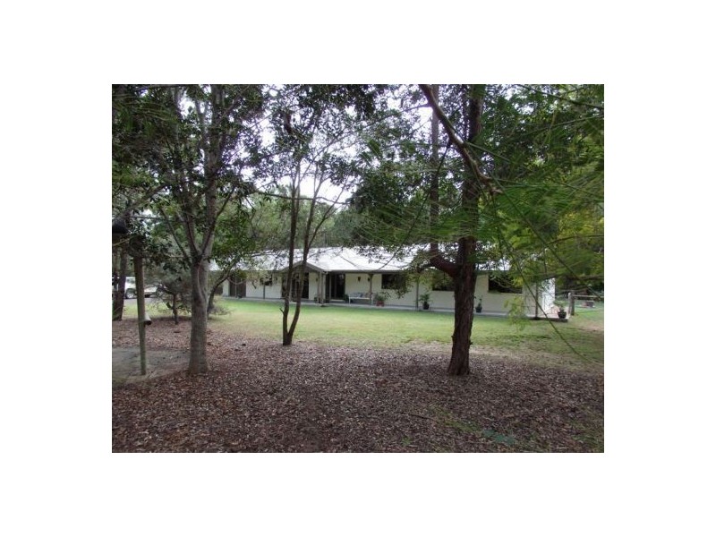 8 Plum Tree Crescent, Moore Park Beach QLD 4670