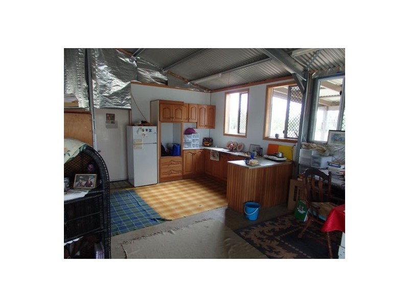 25 Eddingtons Road, Gin Gin QLD 4671