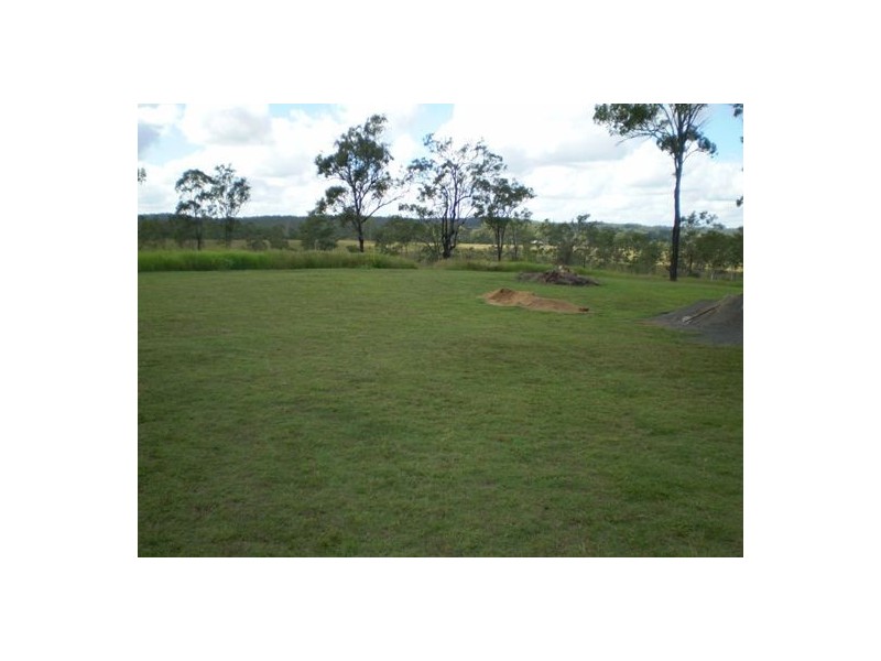 25 Eddingtons Road, Gin Gin QLD 4671