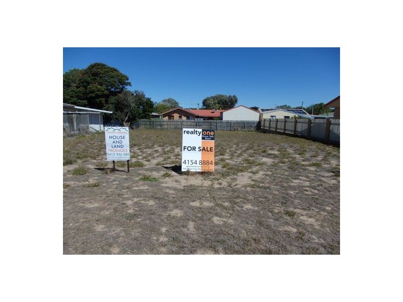 43 Pacific Boulevard, Moore Park Beach QLD 4670