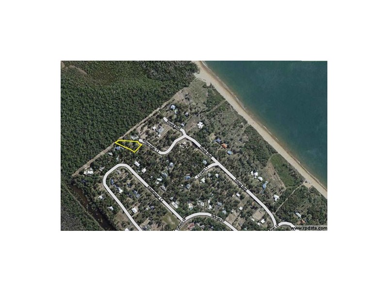 7 Sovereign Court, Moore Park Beach QLD 4670