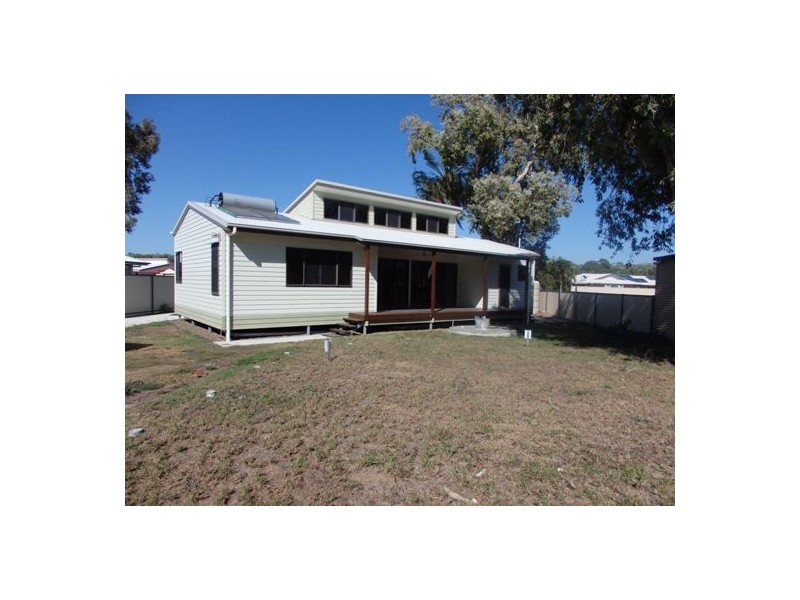 36 Acacia Street, Moore Park Beach QLD 4670