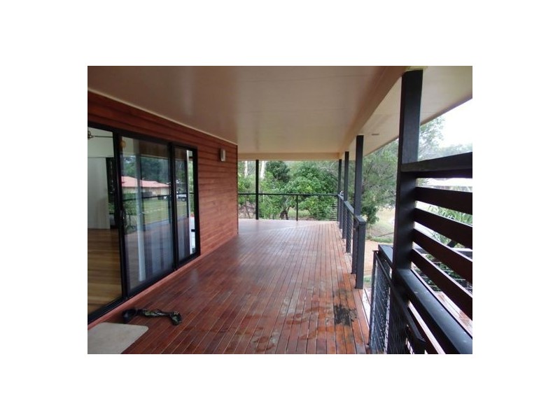 8 Sandpiper Grove, Moore Park Beach QLD 4670