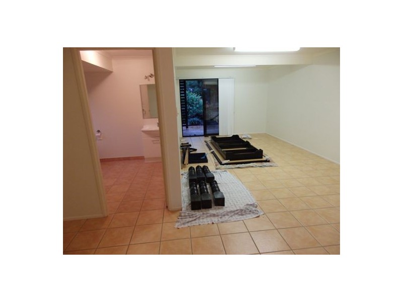 8 Sandpiper Grove, Moore Park Beach QLD 4670