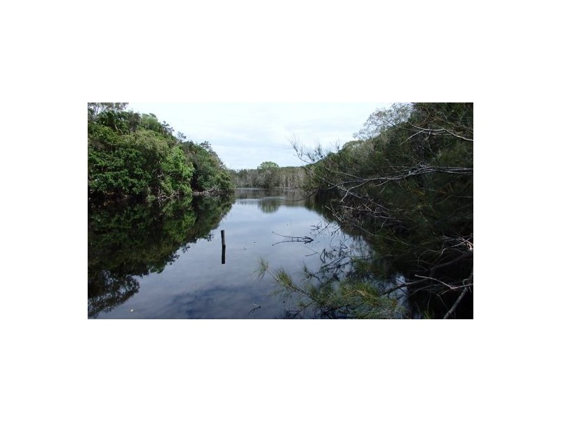 25 Orchid Drive, Moore Park Beach QLD 4670