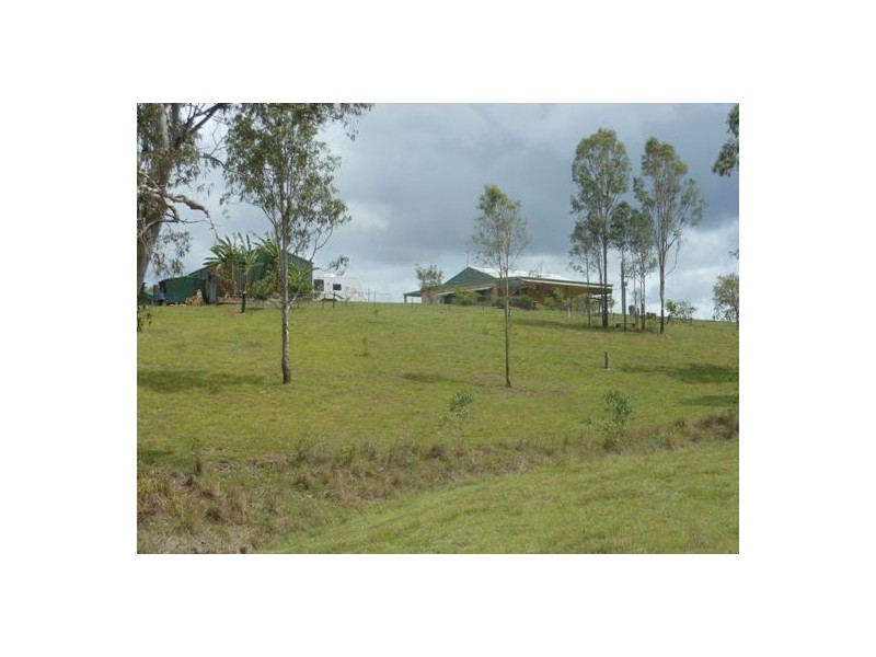 33 Woodswallow Drive, Gin Gin QLD 4671