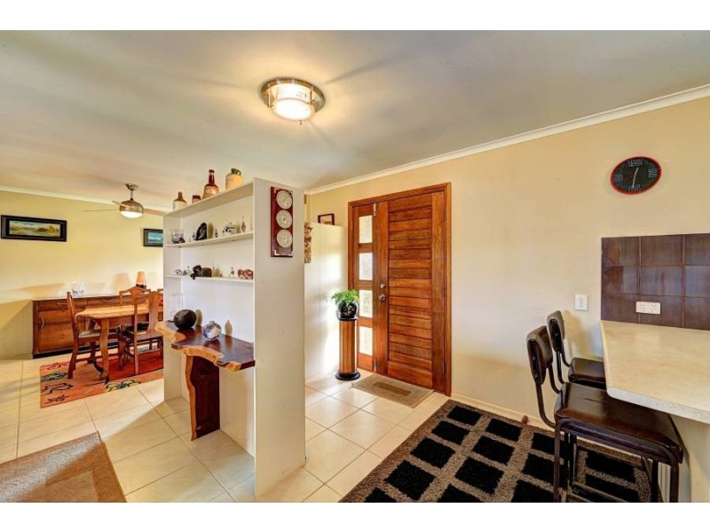 28 Hunter Street, Burnett Heads QLD 4670