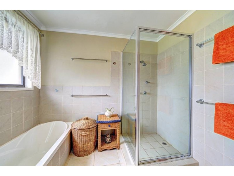 28 Hunter Street, Burnett Heads QLD 4670