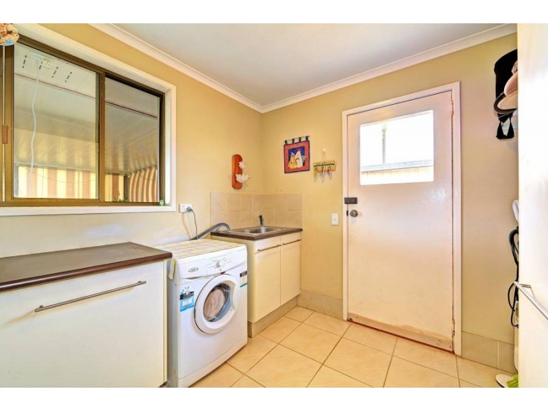 28 Hunter Street, Burnett Heads QLD 4670