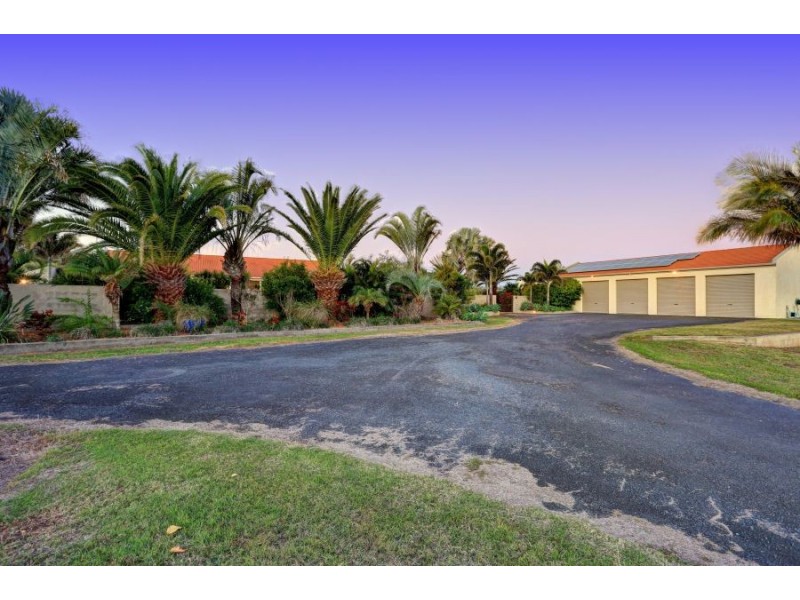 210 Shelley, Burnett Heads QLD 4670